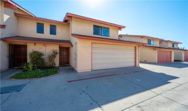 645 E Newlove Drive C, Santa Maria, California 93454, 3 Bedrooms Bedrooms, ,2 BathroomsBathrooms,Residential,Buy,645 E Newlove Drive C,PI24182724