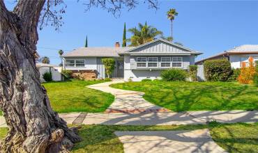 6555 Bothwell Road, Reseda, California 91335, 3 Bedrooms Bedrooms, ,Residential,Buy,6555 Bothwell Road,SR24183124