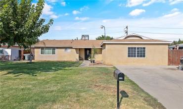 415 Alder Drive, Lemoore, California 93245, 3 Bedrooms Bedrooms, ,2 BathroomsBathrooms,Residential,Buy,415 Alder Drive,FR24180691