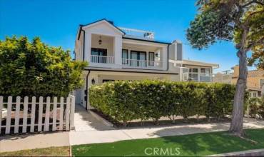 512 1/2 Jasmine Avenue, Corona del Mar, California 92625, 2 Bedrooms Bedrooms, ,2 BathroomsBathrooms,Residential Lease,Rent,512 1/2 Jasmine Avenue,OC24183248