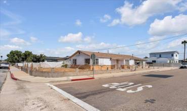 1200 Fern Avenue, Imperial Beach, California 91932, 3 Bedrooms Bedrooms, ,2 BathroomsBathrooms,Residential,Buy,1200 Fern Avenue,PTP2405368