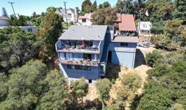 3660 Oak Knoll Boulevard, Oakland, California 94605, 4 Bedrooms Bedrooms, ,3 BathroomsBathrooms,Residential,Buy,3660 Oak Knoll Boulevard,ML81979007