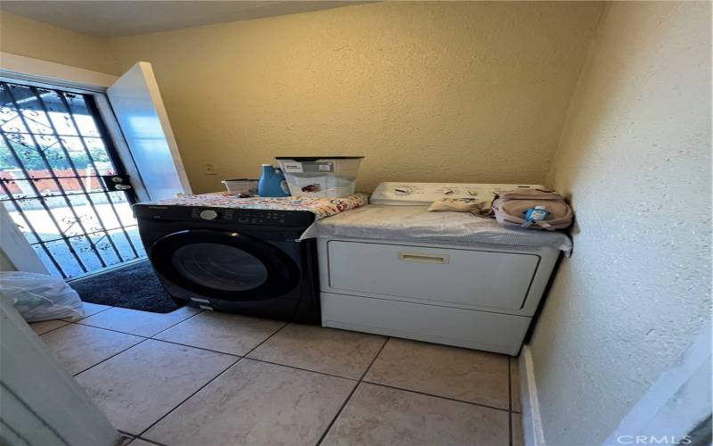 2nd house - washer & dryer room