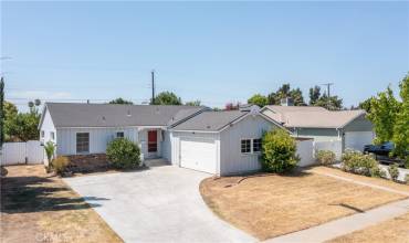 16724 Kinzie Street, Northridge, California 91343, 3 Bedrooms Bedrooms, ,2 BathroomsBathrooms,Residential,Buy,16724 Kinzie Street,SR24163134