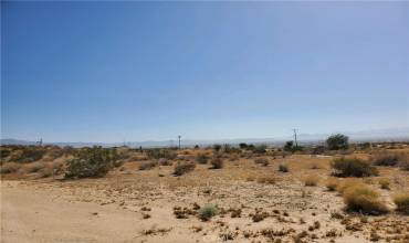 0 Bear Valley Road, Apple Valley, California 92308, ,Land,Buy,0 Bear Valley Road,HD23231128