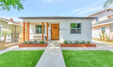 Front view of recently remodeled mid-century modern single story home