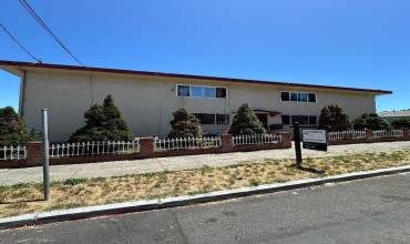 2670 25th Avenue, Oakland, California 94601, 8 Bedrooms Bedrooms, ,Residential Income,Buy,2670 25th Avenue,ML81979033