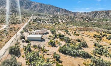 4426 Oil Well Rd SW, Phelan, California 92371, 4 Bedrooms Bedrooms, ,2 BathroomsBathrooms,Residential,Buy,4426 Oil Well Rd SW,HD24181992