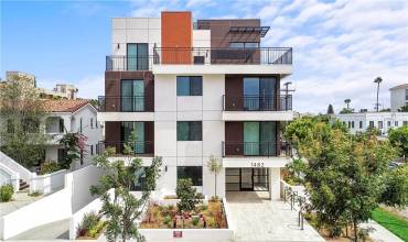 1482 S Sherbourne Drive 201, Los Angeles, California 90035, 3 Bedrooms Bedrooms, ,3 BathroomsBathrooms,Residential Lease,Rent,1482 S Sherbourne Drive 201,SR24183534