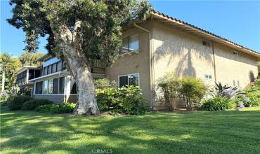 3019 Via Buena Vista A, Laguna Woods, California 92637, 2 Bedrooms Bedrooms, ,2 BathroomsBathrooms,Residential,Buy,3019 Via Buena Vista A,OC24176300