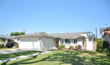 332 N Adams Avenue, Fullerton, California 92832, 2 Bedrooms Bedrooms, ,2 BathroomsBathrooms,Residential,Buy,332 N Adams Avenue,IV24182186