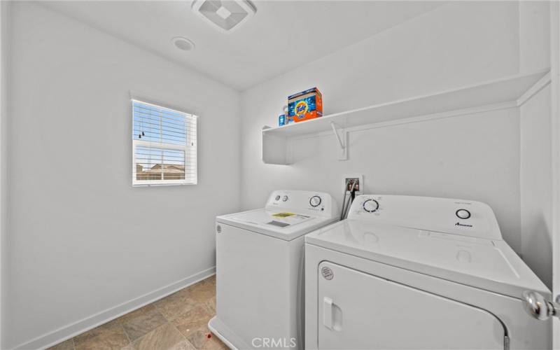 36936 Buccella Ln Laundry room