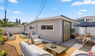 2658 Santa Ana Avenue D, Costa Mesa, California 92627, 2 Bedrooms Bedrooms, ,1 BathroomBathrooms,Residential Lease,Rent,2658 Santa Ana Avenue D,24436055