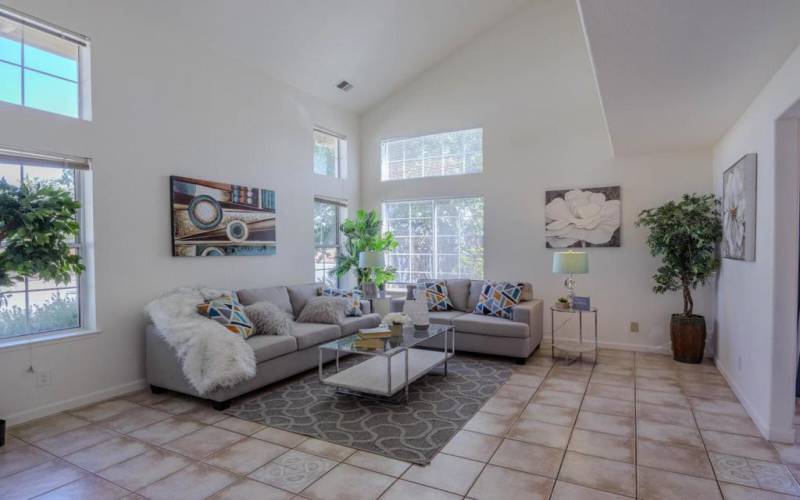 SOARING CEILINGS WITH AMAZING NATURAL LIGHT