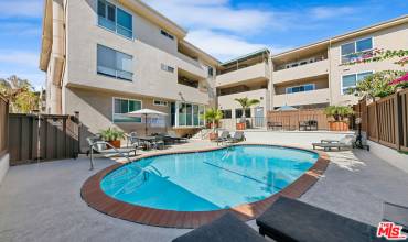 1010 Palm Avenue 207, West Hollywood, California 90069, 2 Bedrooms Bedrooms, ,2 BathroomsBathrooms,Residential,Buy,1010 Palm Avenue 207,24432407