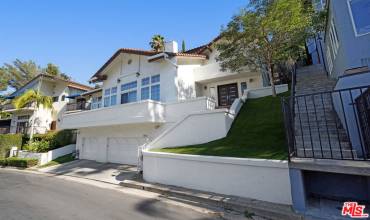 3832 Shannon Road, Los Angeles, California 90027, 4 Bedrooms Bedrooms, ,4 BathroomsBathrooms,Residential Lease,Rent,3832 Shannon Road,24436101