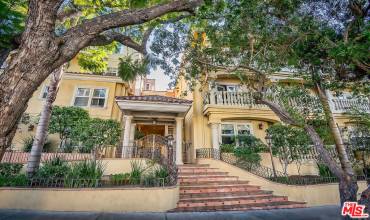 1050 N Edinburgh Avenue 112, West Hollywood, California 90046, 3 Bedrooms Bedrooms, ,3 BathroomsBathrooms,Residential Lease,Rent,1050 N Edinburgh Avenue 112,24434619