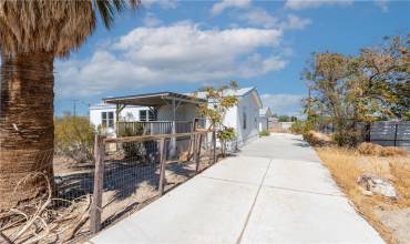 64838 Tonto Drive, Joshua Tree, California 92252, 3 Bedrooms Bedrooms, ,2 BathroomsBathrooms,Residential,Buy,64838 Tonto Drive,CV24184639