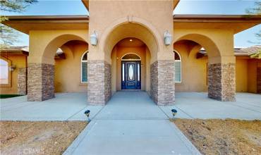 Apple Valley, California 92308, 5 Bedrooms Bedrooms, ,3 BathroomsBathrooms,Residential,Buy,HD24184767