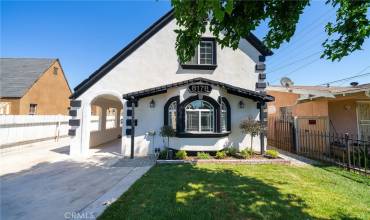 8178 Chestnut Avenue, South Gate, California 90280, 5 Bedrooms Bedrooms, ,3 BathroomsBathrooms,Residential Income,Buy,8178 Chestnut Avenue,CV24184828