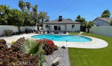 20807 Vose Street, Winnetka, California 91306, 3 Bedrooms Bedrooms, ,2 BathroomsBathrooms,Residential,Buy,20807 Vose Street,SR24082699