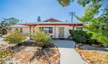 9912 Oasis Road, Pinon Hills, California 92372, 3 Bedrooms Bedrooms, ,2 BathroomsBathrooms,Residential,Buy,9912 Oasis Road,IV24184917