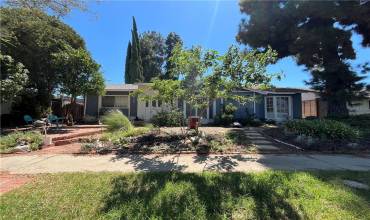 22706 Martha Street, Woodland Hills, California 91367, 4 Bedrooms Bedrooms, ,2 BathroomsBathrooms,Residential Lease,Rent,22706 Martha Street,SR24184987