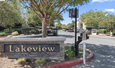 2225 Lakeview Cir, Pittsburg, California 94565, 1 Bedroom Bedrooms, ,1 BathroomBathrooms,Residential,Buy,2225 Lakeview Cir,41072185