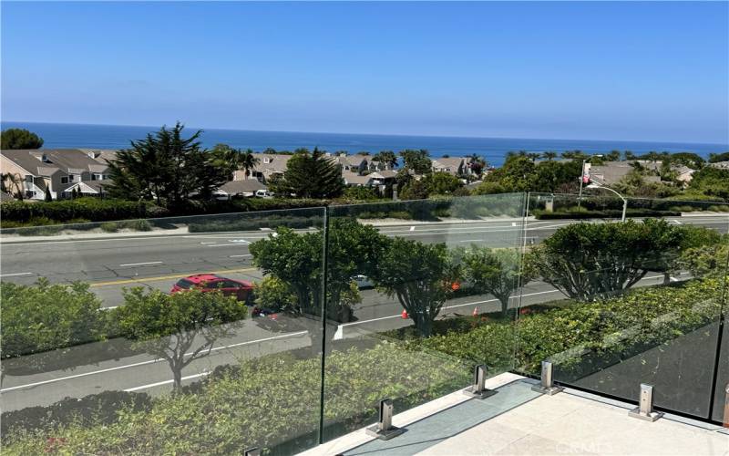 New invisible edge balcony with expansive ocean views