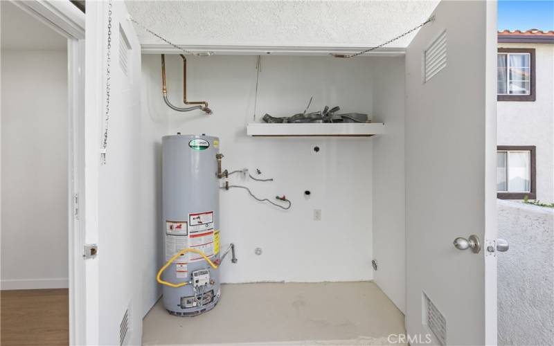 Patio Closet with Washer and Dryer hookups