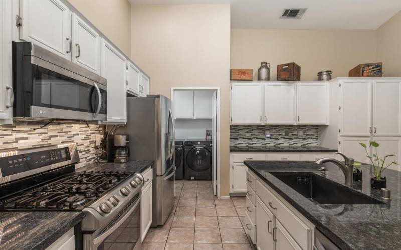 45355 Coldbrook Kitchen