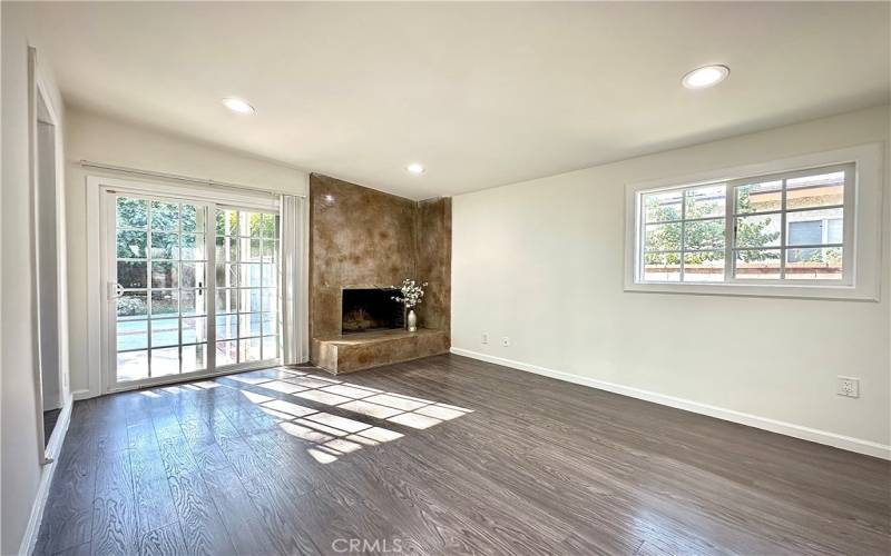 4th bedroom with fireplace and 3/4 bathroom