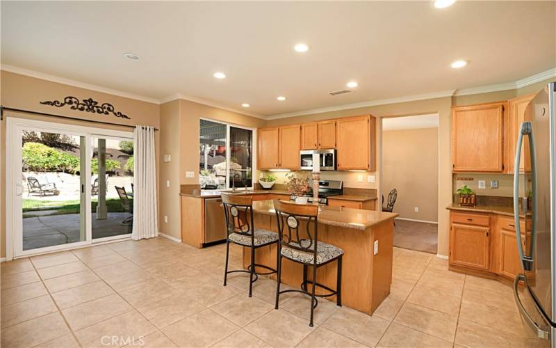 OPEN Kitchen with Breakfast Bar