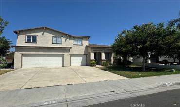 13646 Hollowbrook Way, Eastvale, California 92880, 5 Bedrooms Bedrooms, ,3 BathroomsBathrooms,Residential,Buy,13646 Hollowbrook Way,TR24176105