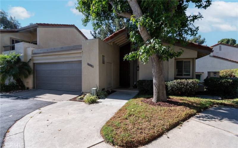 Front of home with attached 2 car garage