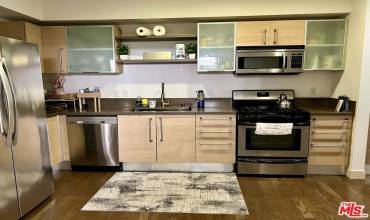 1234 Wilshire Boulevard 234, Los Angeles, California 90017, 1 Bedroom Bedrooms, ,1 BathroomBathrooms,Residential,Buy,1234 Wilshire Boulevard 234,24435995