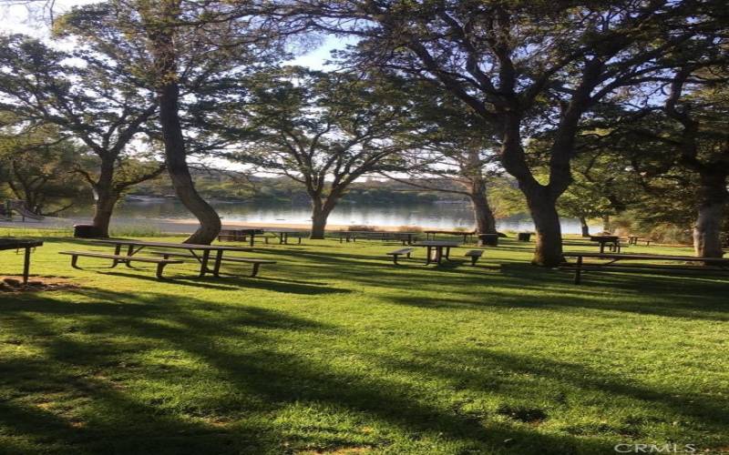 HVL LITTLE BEACH PICNIC AREA