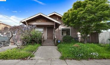 1345 Ward St, Berkeley, California 94702, 2 Bedrooms Bedrooms, ,1 BathroomBathrooms,Residential,Buy,1345 Ward St,41072228