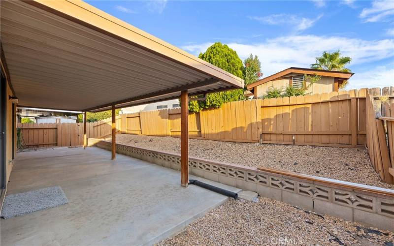 Large shady patio cover