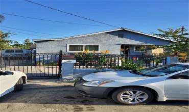 1700 E 65TH ST, Los Angeles, California 90001, 5 Bedrooms Bedrooms, ,2 BathroomsBathrooms,Residential Income,Buy,1700 E 65TH ST,DW24184932