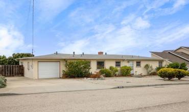 2035 Mendocino Street, Seaside, California 93955, 3 Bedrooms Bedrooms, ,2 BathroomsBathrooms,Residential,Buy,2035 Mendocino Street,ML81978428