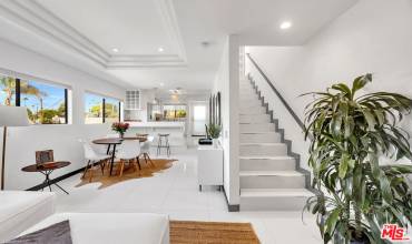 2500 Abbot Kinney Boulevard 24, Venice, California 90291, 2 Bedrooms Bedrooms, ,1 BathroomBathrooms,Residential Lease,Rent,2500 Abbot Kinney Boulevard 24,24436553