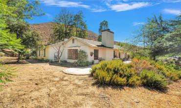 32177 Prairie Crossing Drive, Winchester, California 92596, 7 Bedrooms Bedrooms, ,4 BathroomsBathrooms,Residential,Buy,32177 Prairie Crossing Drive,CV24166571