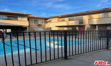 13562 Vanowen Street 23, Van Nuys, California 91405, 1 Bedroom Bedrooms, ,1 BathroomBathrooms,Residential Lease,Rent,13562 Vanowen Street 23,24433427