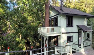 583 Boaz Road, Crestline, California 92325, 2 Bedrooms Bedrooms, ,1 BathroomBathrooms,Residential,Buy,583 Boaz Road,EV24185081