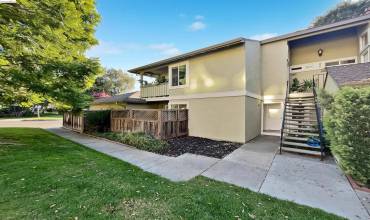 1023 Delna Manor Ln, San Jose, California 95128, 2 Bedrooms Bedrooms, ,2 BathroomsBathrooms,Residential,Buy,1023 Delna Manor Ln,41072345