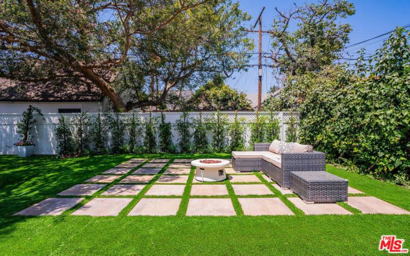 Outdoor Seating Area w/ Fire Pit