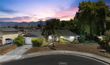 10 Falcon Lane, Redlands, California 92374, 4 Bedrooms Bedrooms, ,2 BathroomsBathrooms,Residential,Buy,10 Falcon Lane,EV24173589