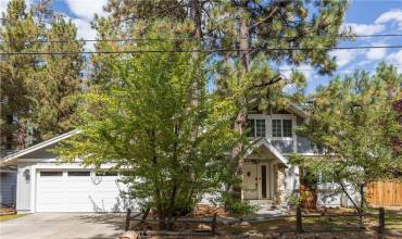 151 N Finch Drive, Big Bear Lake, California 92315, 4 Bedrooms Bedrooms, ,2 BathroomsBathrooms,Residential,Buy,151 N Finch Drive,RW24185391