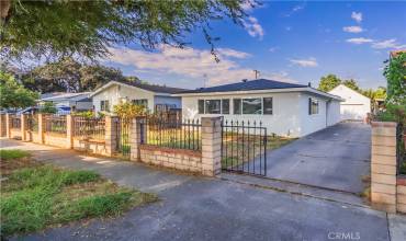 2078 Evergreen Street, Santa Ana, California 92707, 3 Bedrooms Bedrooms, ,1 BathroomBathrooms,Residential,Buy,2078 Evergreen Street,PW24185827